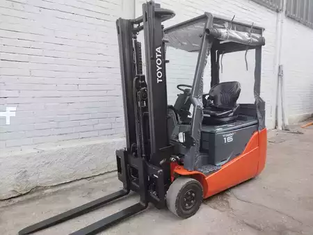 Elektro 3 Rad 2016  Toyota 8FBE16T (1)