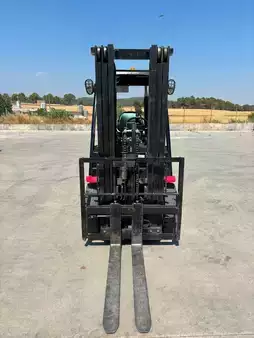 Dieselový VZV 2023  Manitou MI25D (3)