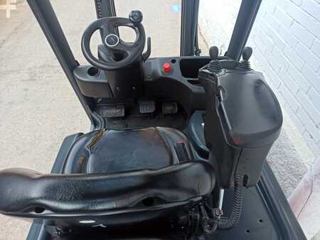 El truck - 4 hjulet 2017  Linde E16PH EVO (8)