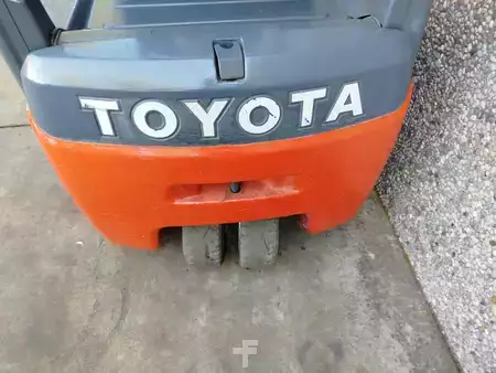 Eléctrico - 3 rodas 2017  Toyota 8FBE20T (6)