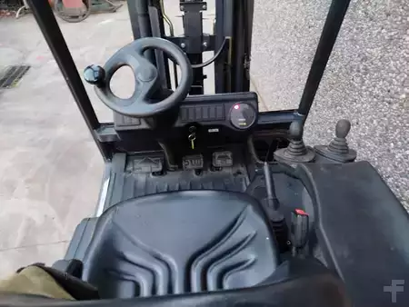 Eléctrica de 4 ruedas 2002  Linde E20 (8)
