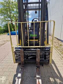 Chariots élévateurs diesel 2007  Yale GDP25VX reconditioned (15)