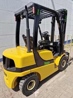 Chariots élévateurs diesel 2007  Yale GDP25VX reconditioned (3)