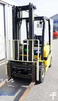 Diesel Forklifts 2007  Yale GDP25VX reconditioned (3)