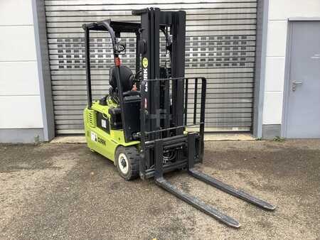 Eléctrico - 3 rodas 2023  Clark GTX16 (2)