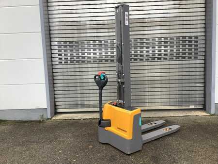 Stacker pedestre 2018  Jungheinrich EJC M10 (2)