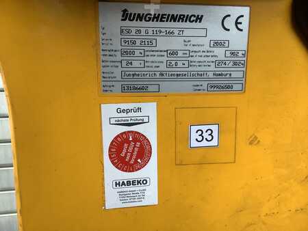 Stacker de condutor em pé 2002  Jungheinrich ESD20 (4)