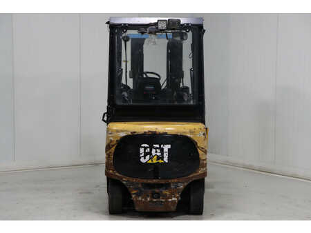 Eléctrica de 4 ruedas 2013  CAT Lift Trucks EP35KPAC (5)