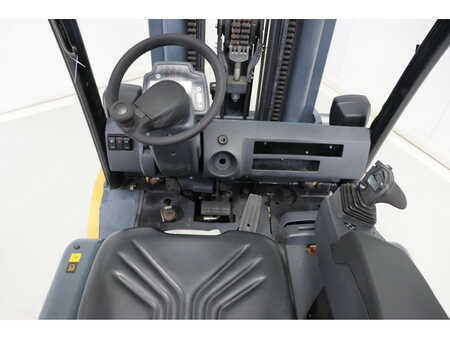 Elettrico 4 ruote 2013  CAT Lift Trucks EP40 (7)