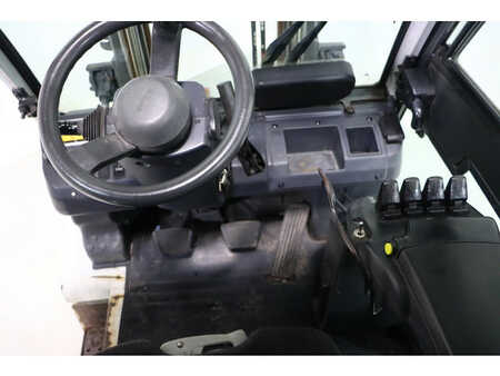 Empilhador diesel 2013  Unicarriers Y1D2A25Q (9) 