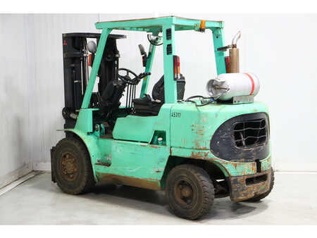 Treibgasstapler 2005  Mitsubishi FG40K (4)