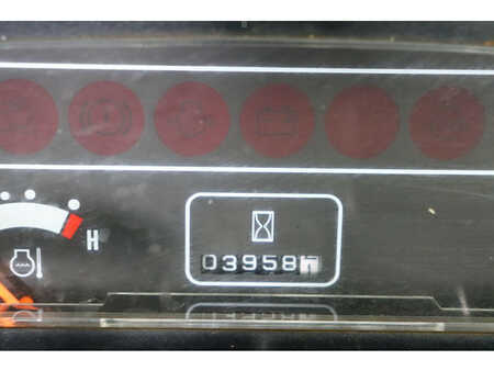 Treibgasstapler 2005  Mitsubishi FG40K (8)