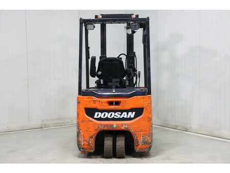 El Truck - 3-hjul 2016  Doosan B18TL-7 (5)