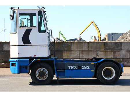 Terminaltraktor 2005  Kalmar TRX182A (4)