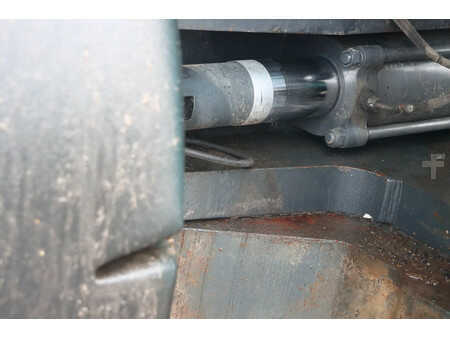 Reachstacker 2015  SMV Konecranes 4531TC5 (11)