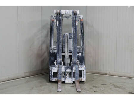 Chariots électriques à 3 roues 2018  Doosan B18T-7 (3)