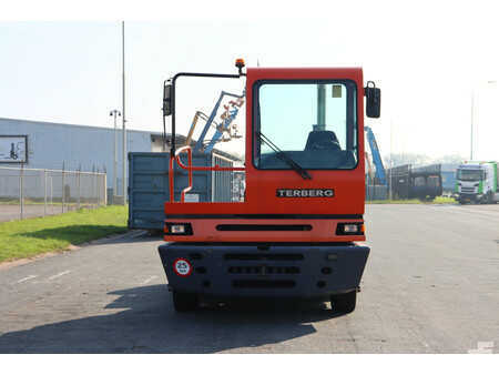 Tracteurs à bagages 2011  Terberg YT182 (3)