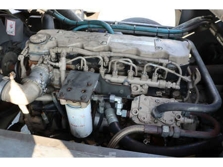 Tracteurs à bagages 2011  Terberg YT182 (8)