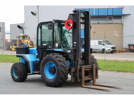 Chariots élévateurs diesel 2018  JCB 930-4 (1)