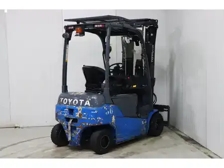Elektro 4 Rad 2016  Toyota 8FBM20T (7)