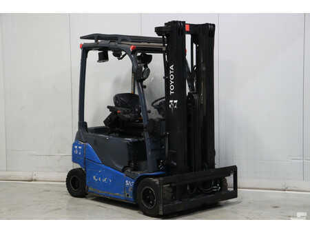 Elektro 4 Rad 2016  Toyota 8FBM20T (1)