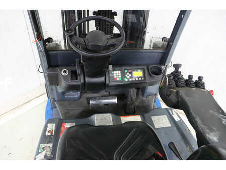 Elektro 4 Rad 2016  Toyota 8FBM20T (2)