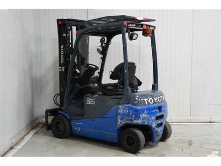 Elektro 4 Rad 2016  Toyota 8FBM20T (5)