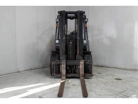 Dieselový VZV 2012  TCM FD40T2 (3)