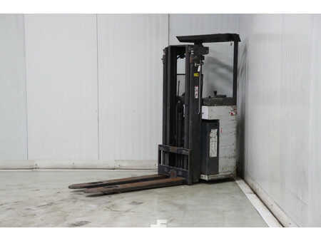 Retráctil 2015  Nissan AJN160 (4)