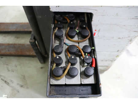 Retráctil 2015  Nissan AJN160 (9)