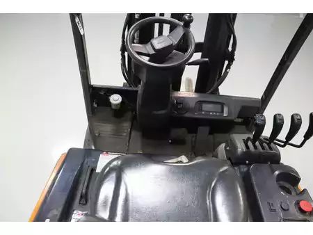 El truck - 4 hjulet 2017  Doosan B25X-7 (2)