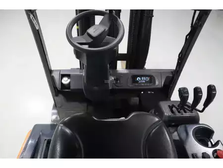 Elektro tříkolové VZV 2017  Doosan B18T-7 (2)