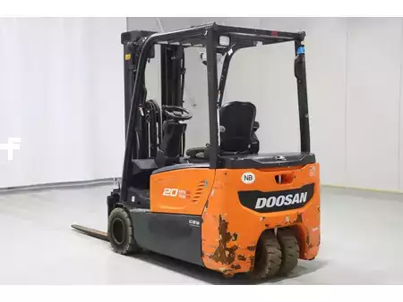 Elektro tříkolové VZV 2019  Doosan B20T-7 (5)