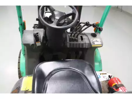 Diesel gaffeltruck 2007  Mitsubishi FD30N (2)