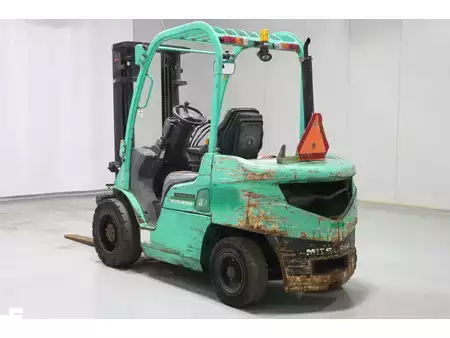 Diesel gaffeltruck 2007  Mitsubishi FD30N (5)