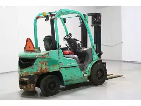 Diesel gaffeltruck 2007  Mitsubishi FD30N (7)