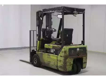 Diesel gaffeltruck 2005  Clark CTM16S (5)