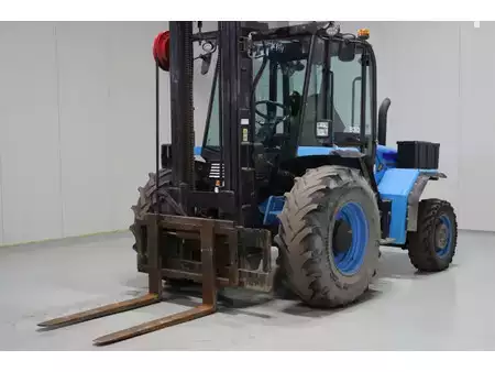 Empilhador diesel 2018  JCB 930-4 (3)