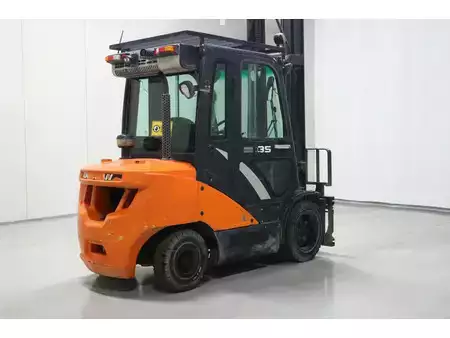 Chariots élévateurs diesel 2020  Doosan D35C-7 (7)