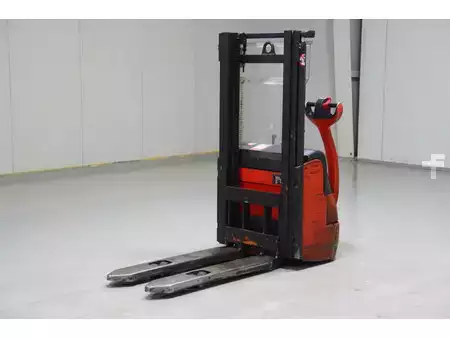Stoccatori 2003  Linde L10 (4)
