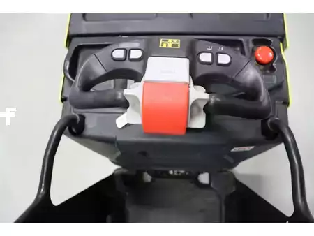 Wózki niskiego podnoszenia 2015  Hyster P2.0S (3)