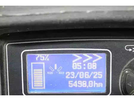 Eléctrica de 3 ruedas 2008  Komatsu FB15M2R (10)