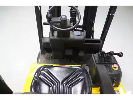 Eléctrica de 3 ruedas 2008  Komatsu FB15M2R (2)