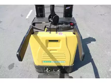 Stacker pedestre 2019  Hyster P2.0SD (2)