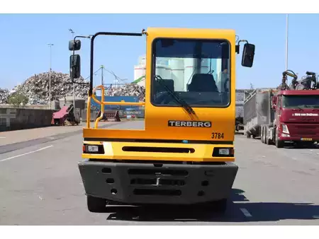 Terminálový traktor 2019  Terberg YT182 (5)
