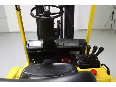 Eléctrico - 4 rodas 2002  Hyster J3.20XM (2)