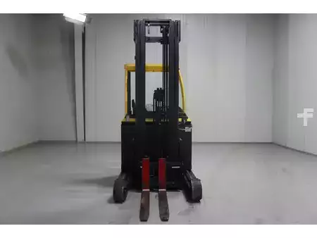 Carretilla retráctil 2018  Hyster R2.0 (5)