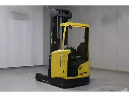 Carretilla retráctil 2018  Hyster R2.0 (7)
