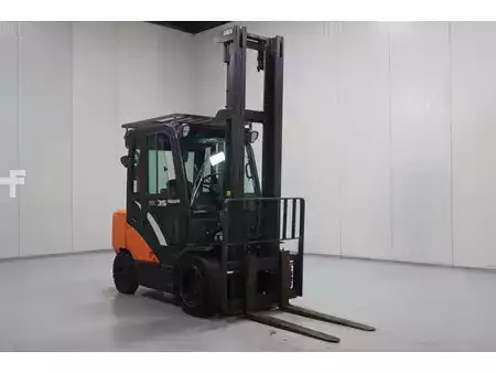 Dieselový VZV 2020  Doosan D35C-7 (1)