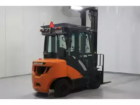 Dieselový VZV 2020  Doosan D35C-7 (9)